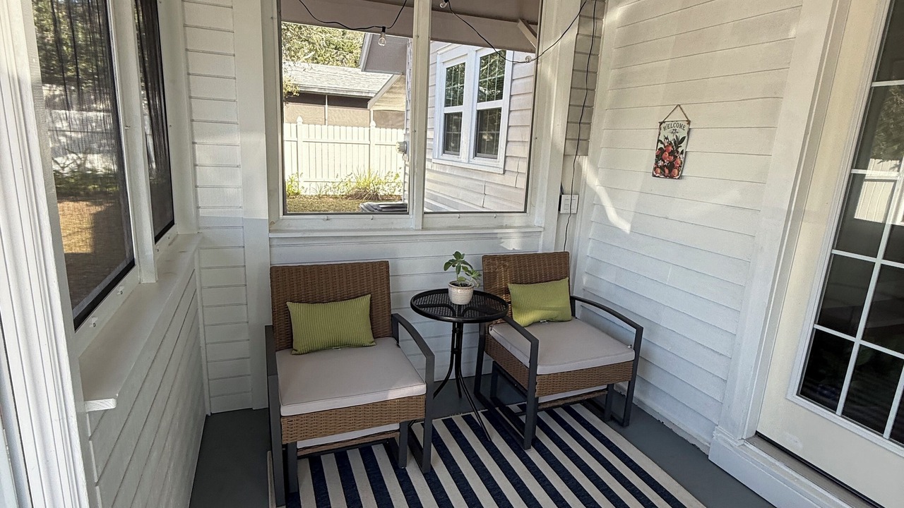Photo of Patio Balcony in Sebring