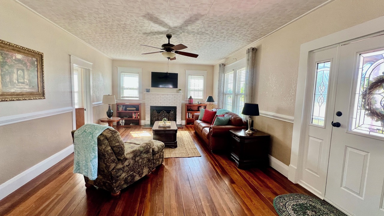 Photo of Livingroom in Sebring