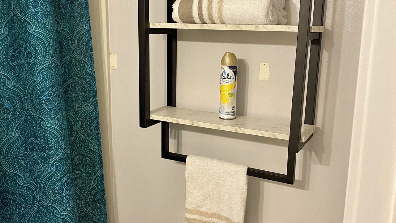 Photo of Bathroom in Seven Oaks