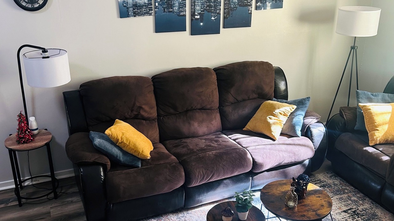 Photo of Livingroom in Seven Oaks