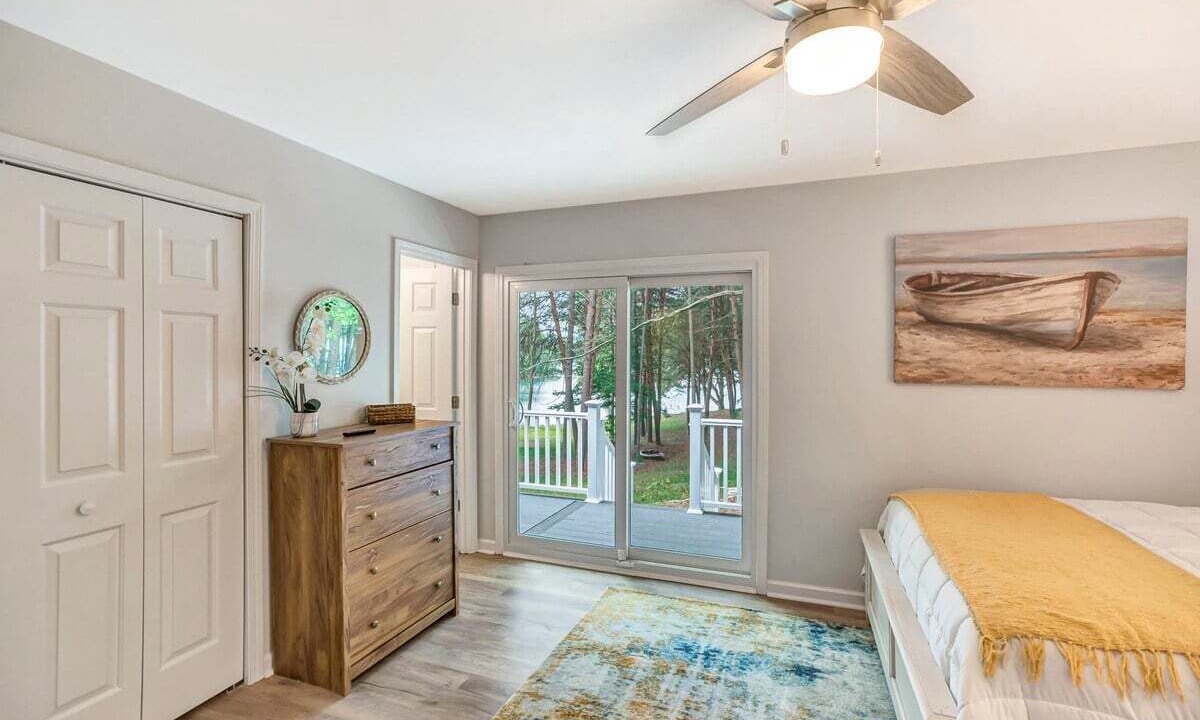 Photo of Bedroom in Fair Play