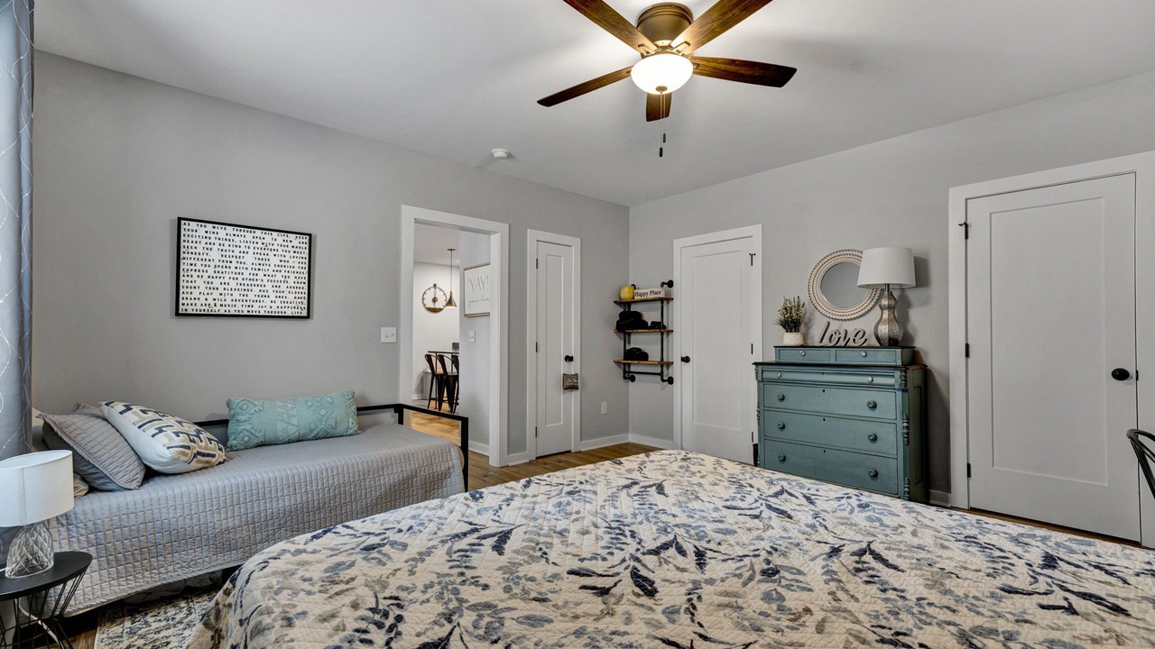 Photo of Bedroom in Laurens