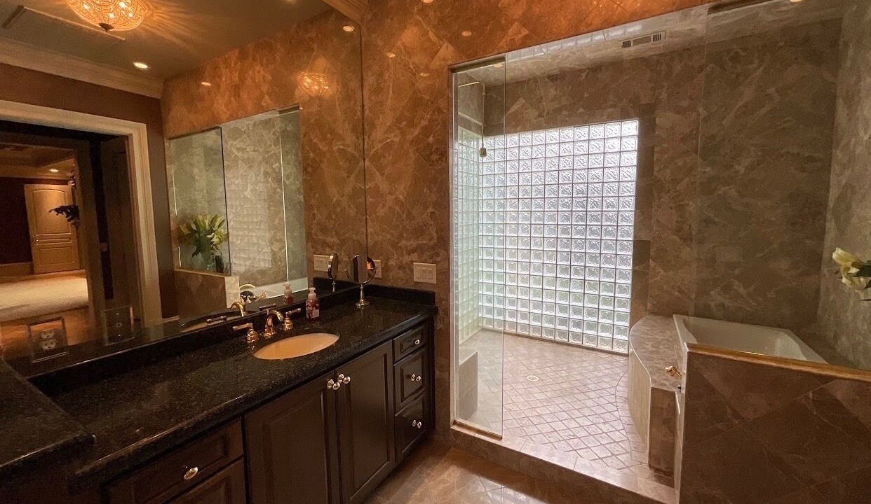 Photo of Bathroom in Nicholson