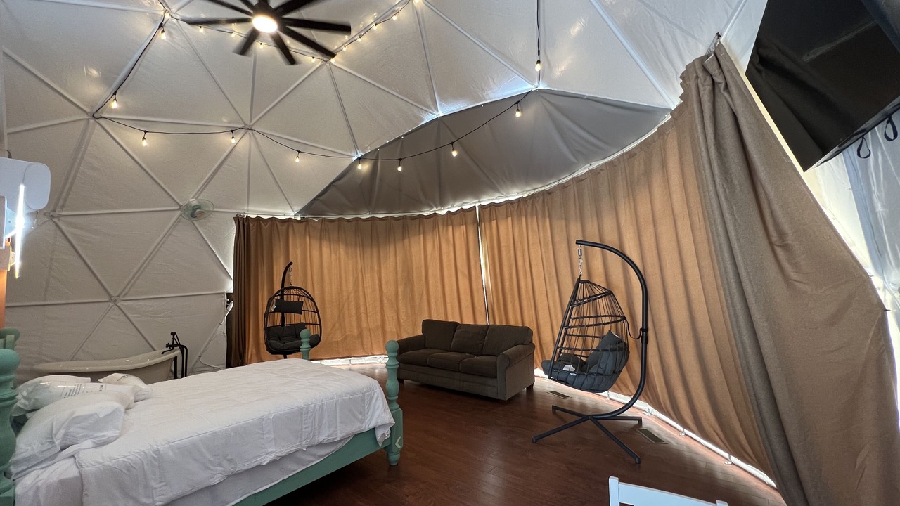 Photo of Bedroom in Salem
