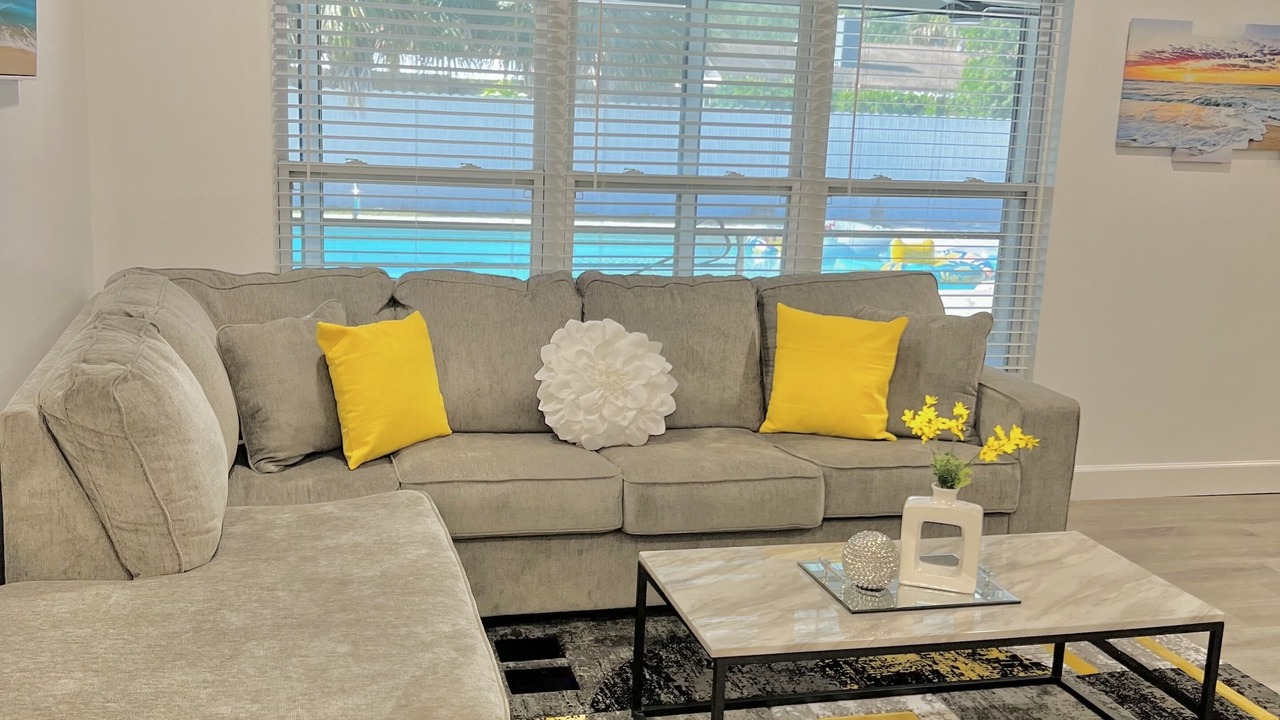 Photo of Livingroom in Bloomingdale