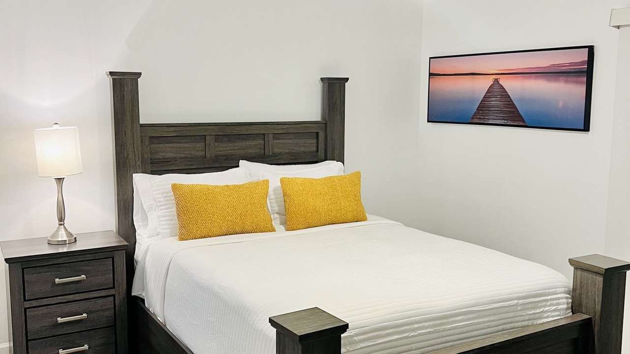 Photo of Bedroom in Bloomingdale