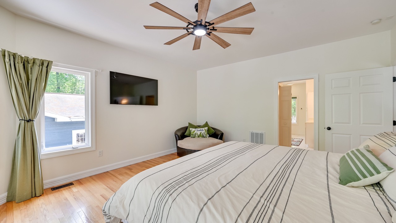 Photo of Bedroom in Anderson