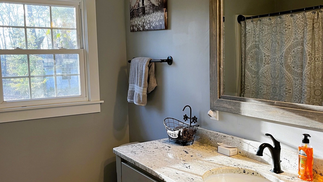 Photo of Bathroom in Belton