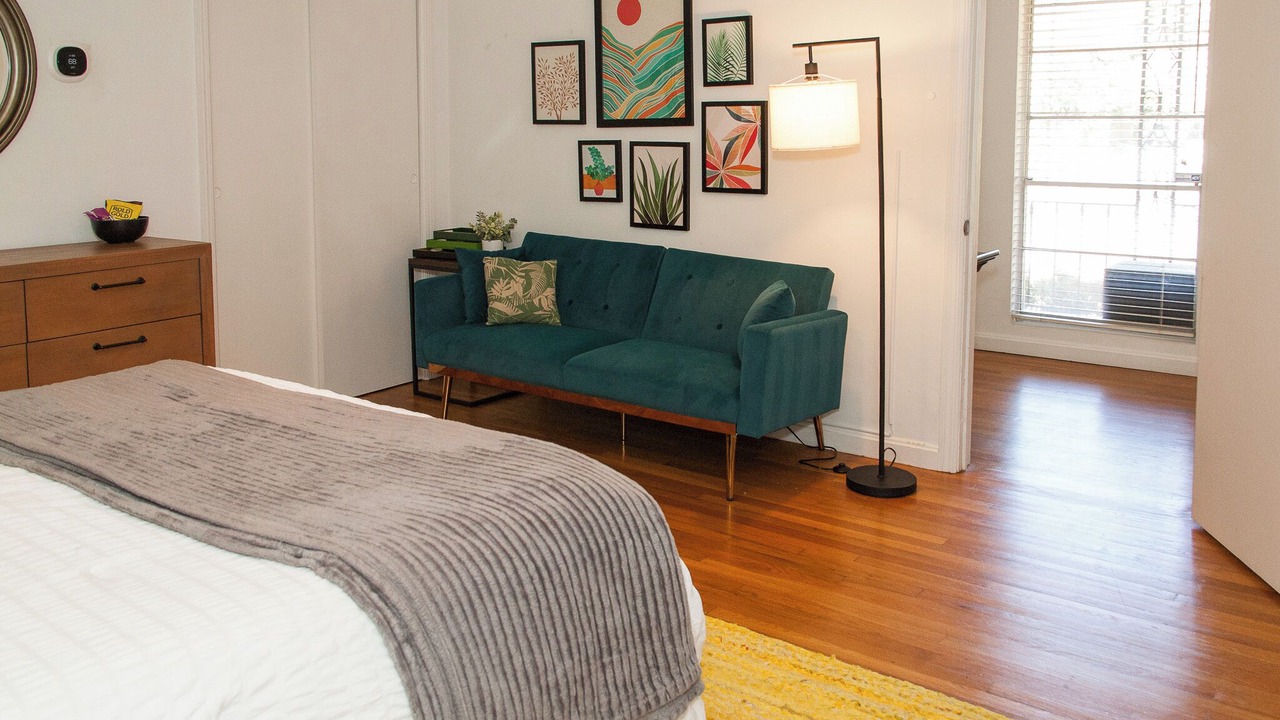 Photo of Bedroom in Midtown