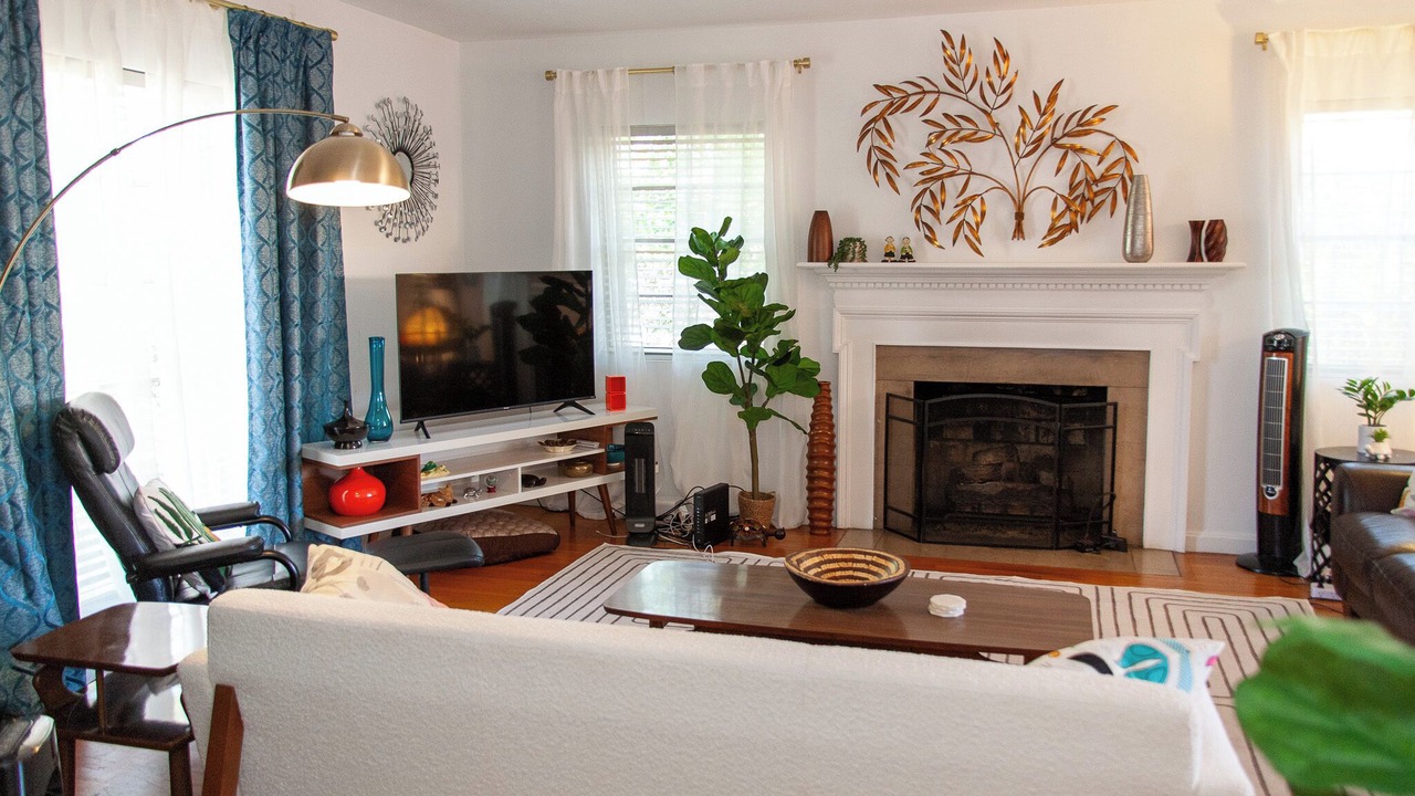 Photo of Livingroom in Midtown
