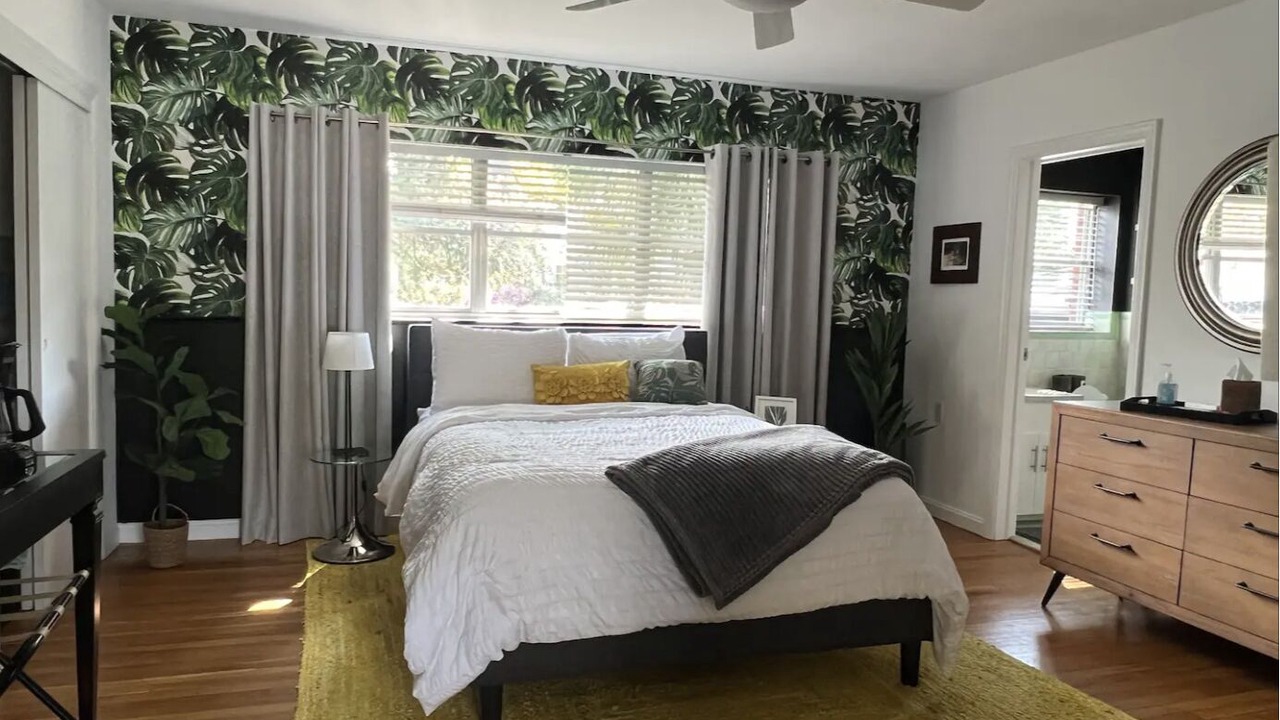 Photo of Bedroom in Midtown