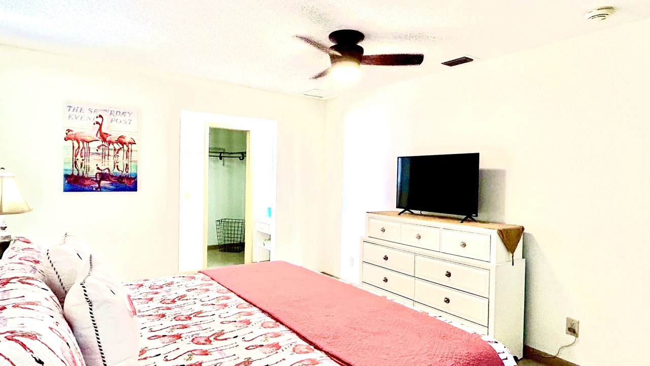 Photo of Bedroom in Lochmoor Waterway Estates