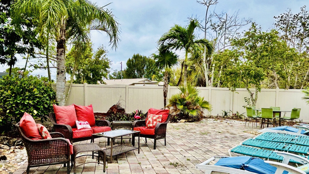 Photo of Patio Balcony in Lochmoor Waterway Estates
