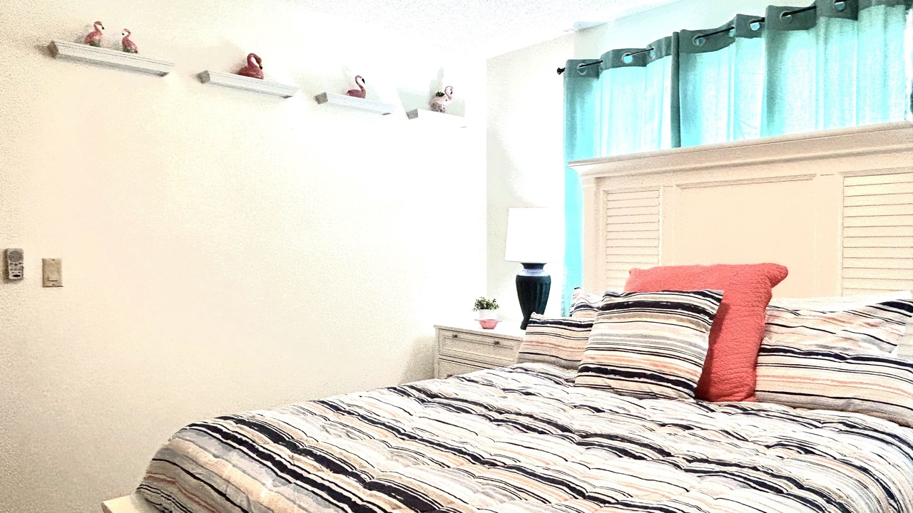 Photo of Bedroom in Lochmoor Waterway Estates