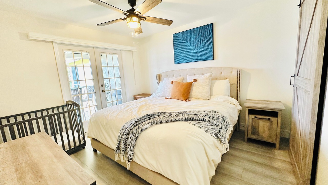 Photo of Bedroom in Hammock Bay