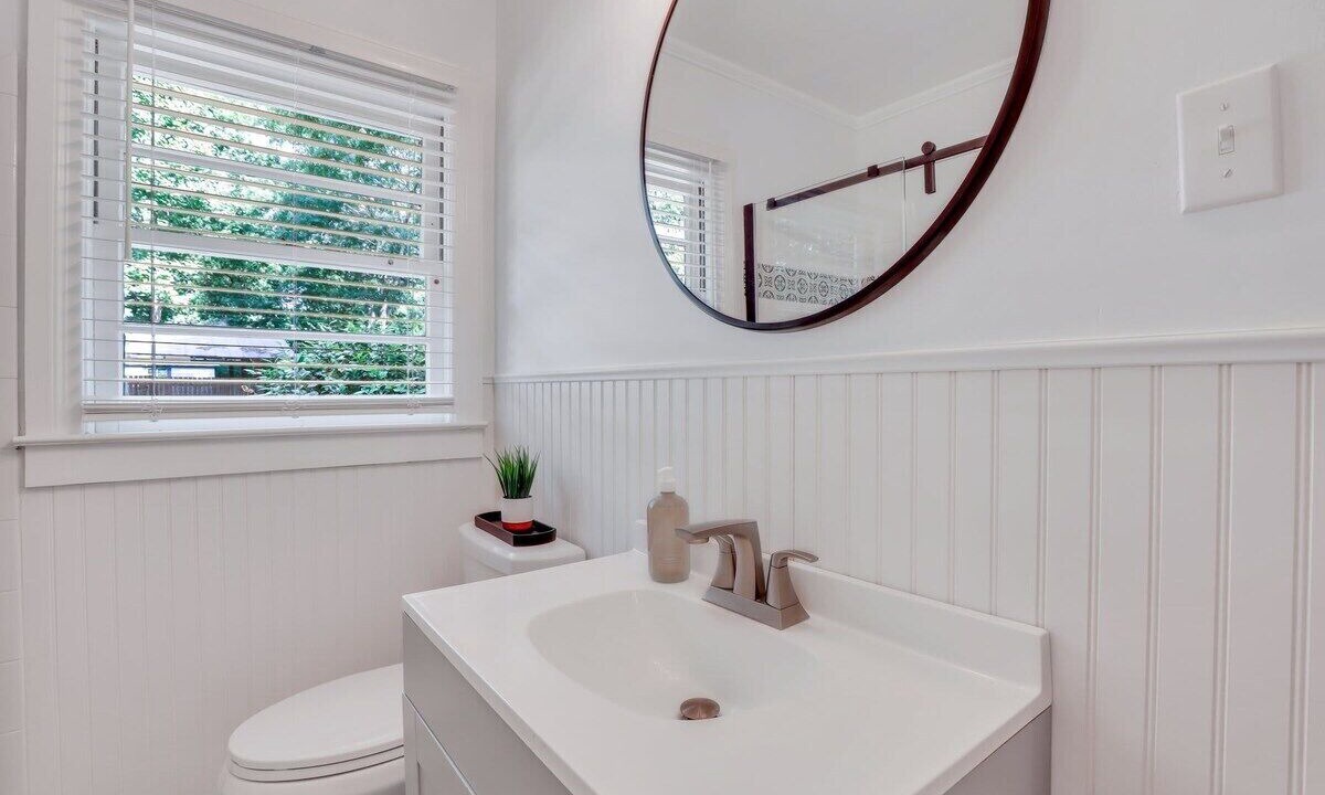 Photo of Bathroom in Statesboro
