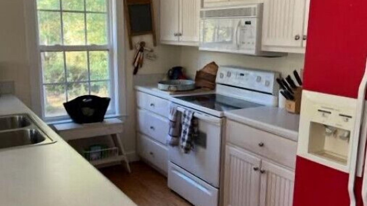 Photo of Kitchen in Appling
