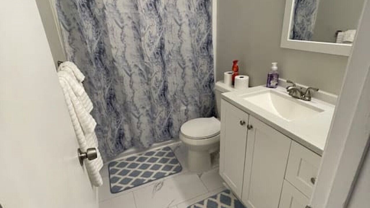 Photo of Bathroom in Commerce