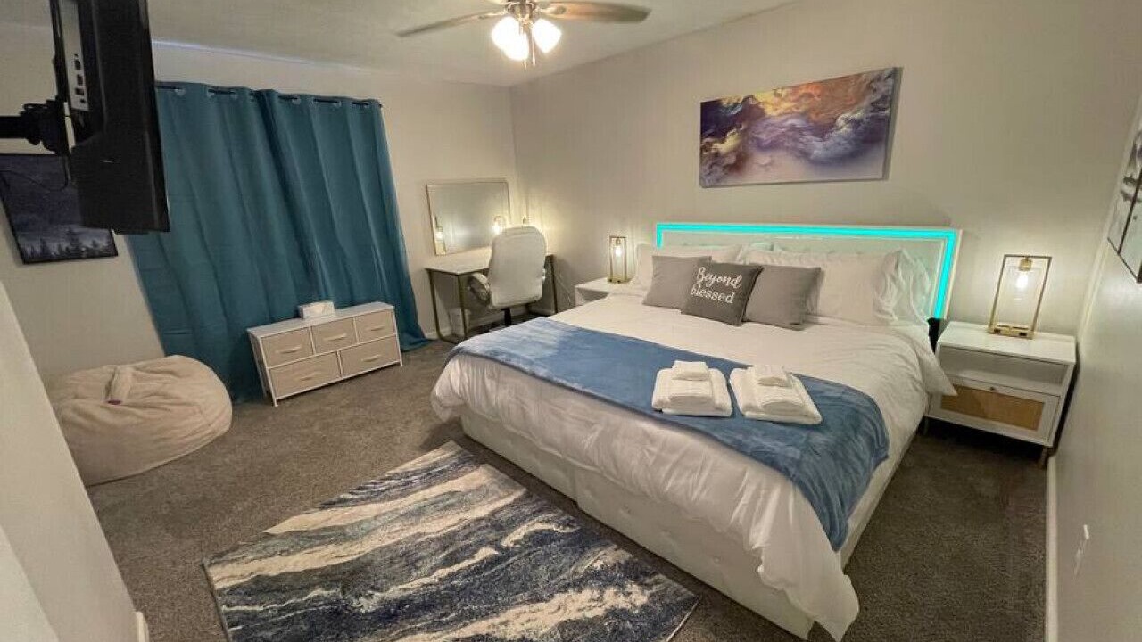 Photo of Bedroom in Commerce