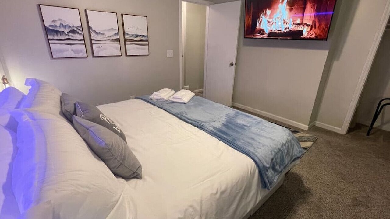 Photo of Bedroom in Commerce