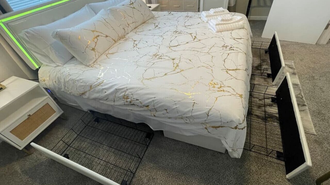 Photo of Bedroom in Commerce