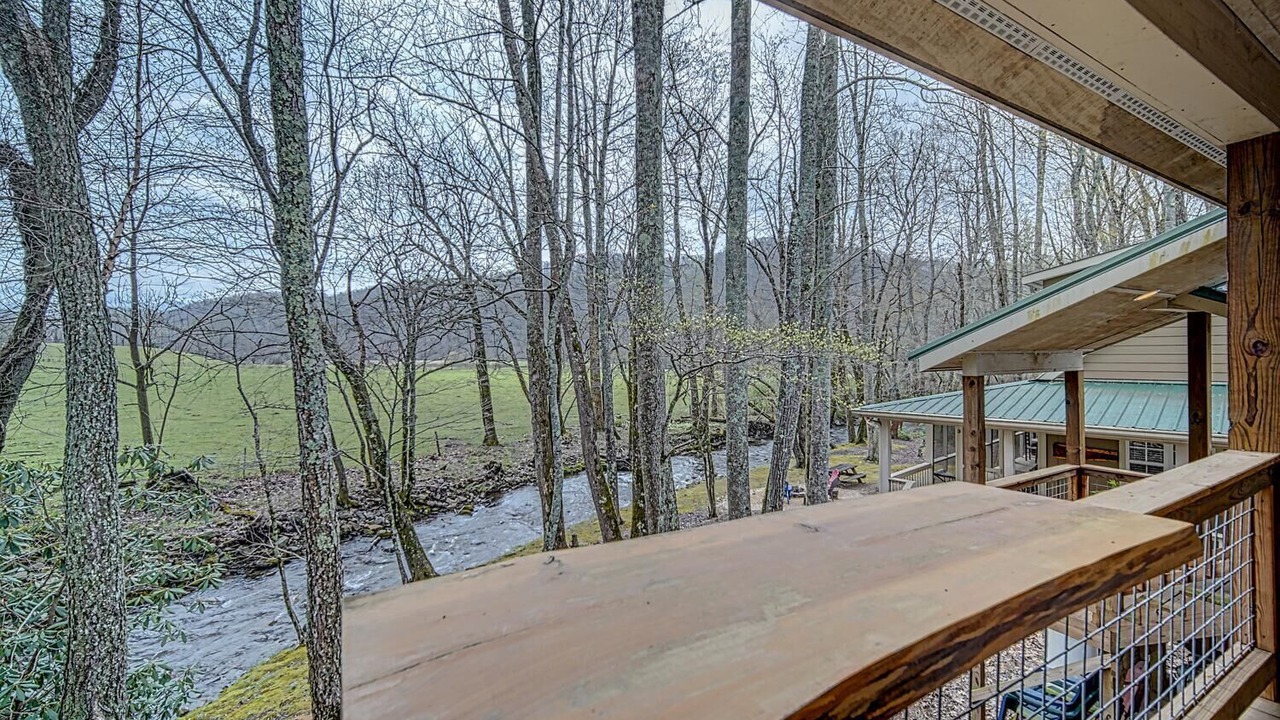 Photo of Outdoor in Hayesville