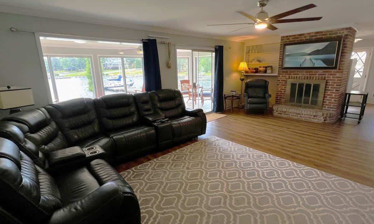 Photo of Bedroom in Chapin