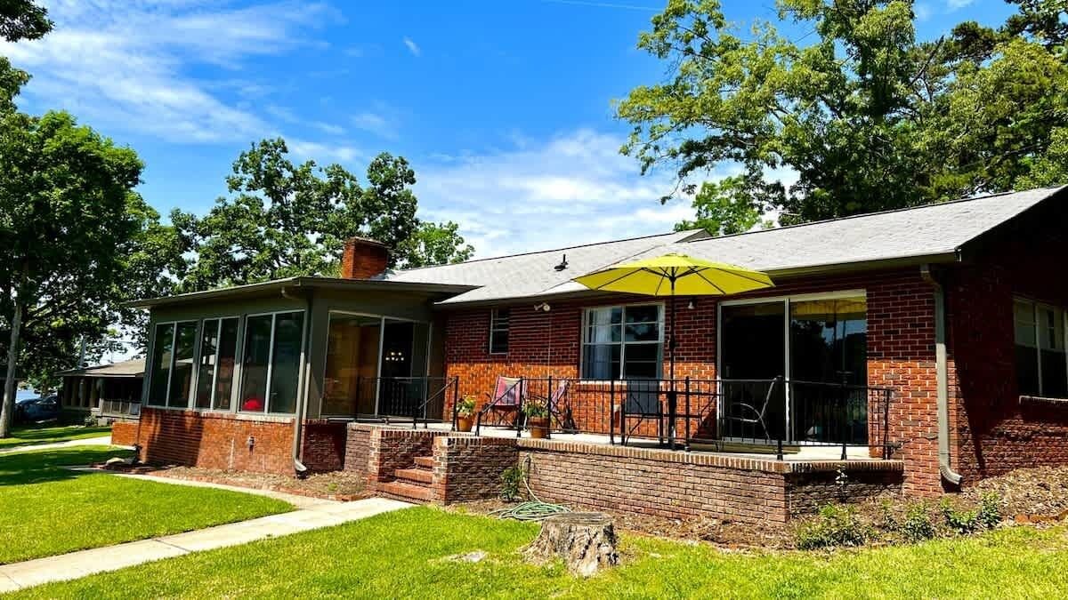 Photo of Outdoor in Chapin