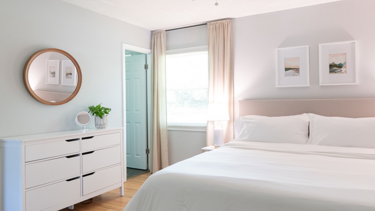 Photo of Bedroom in Green Acres