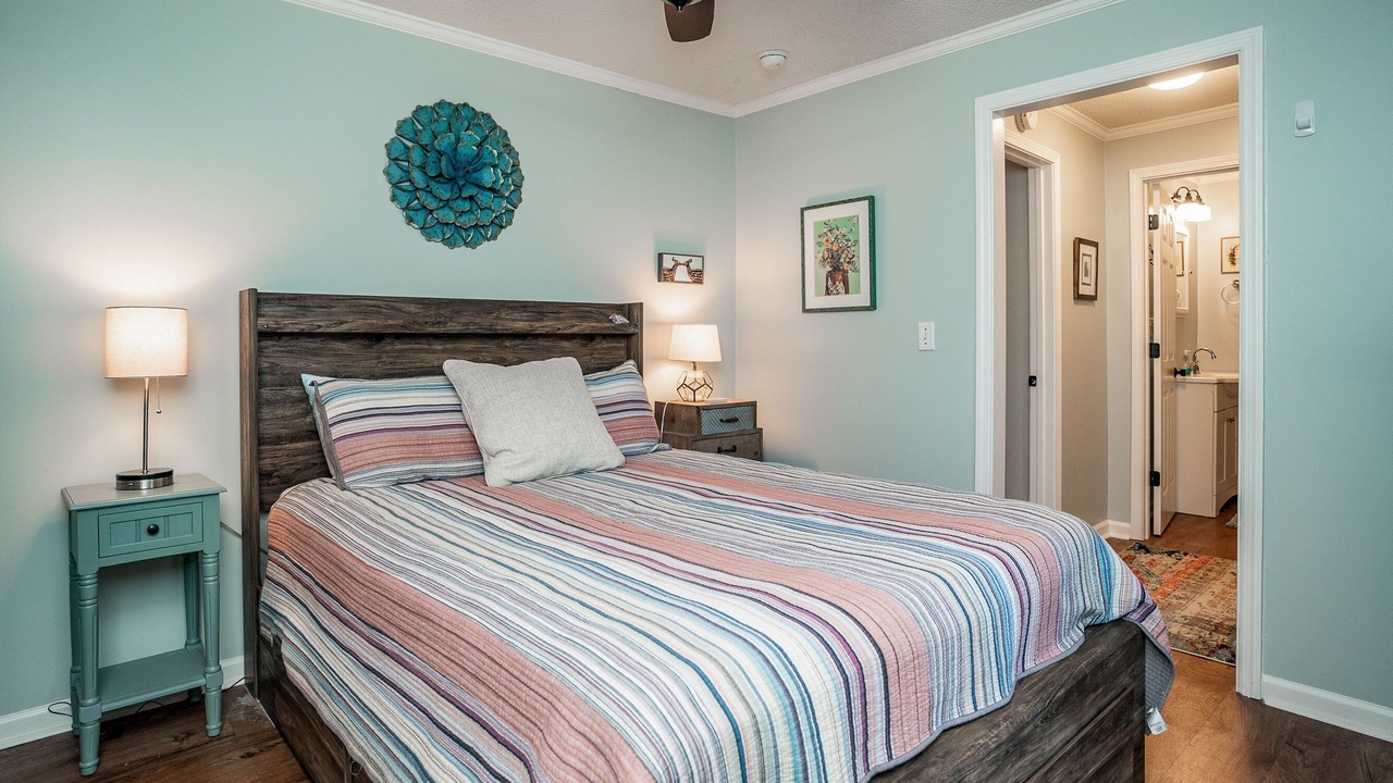 Photo of Bedroom in Uptown