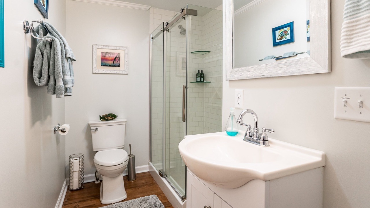 Photo of Bathroom in Uptown