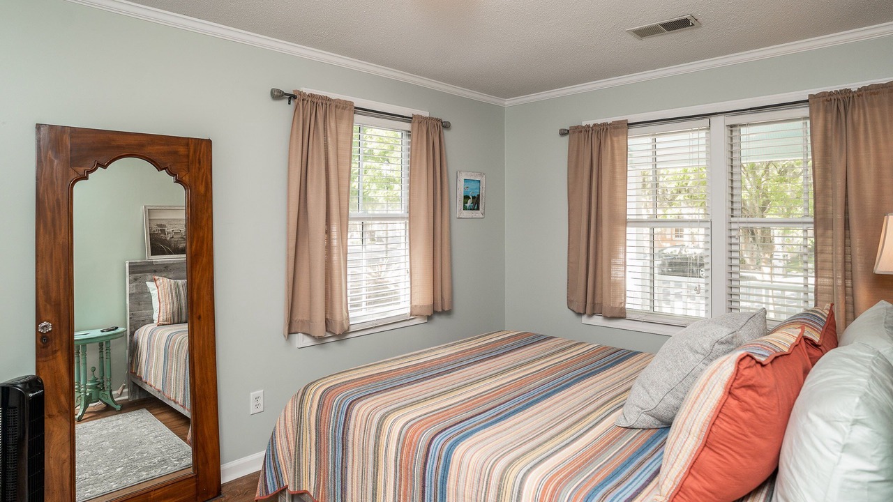 Photo of Bedroom in Uptown