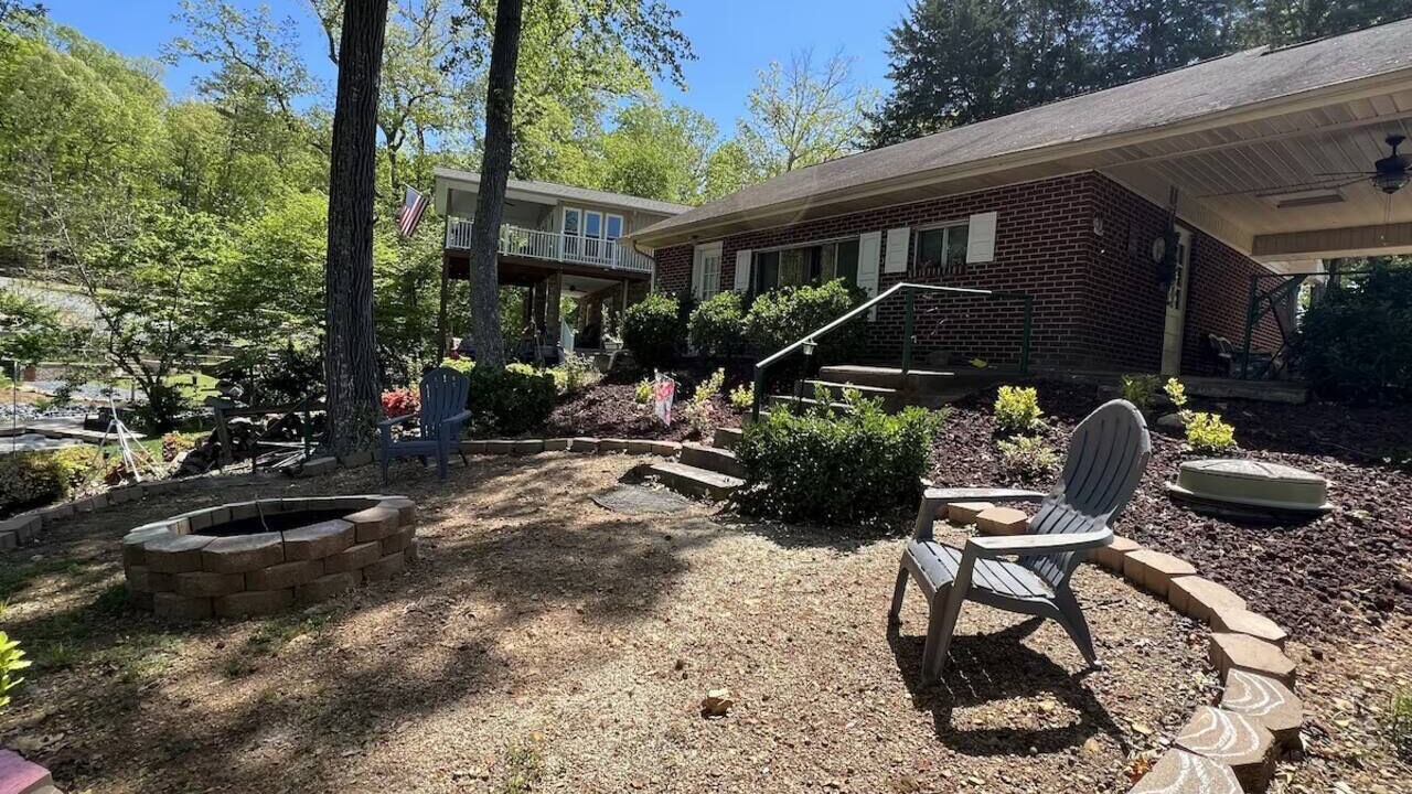Photo of Outdoor in New London