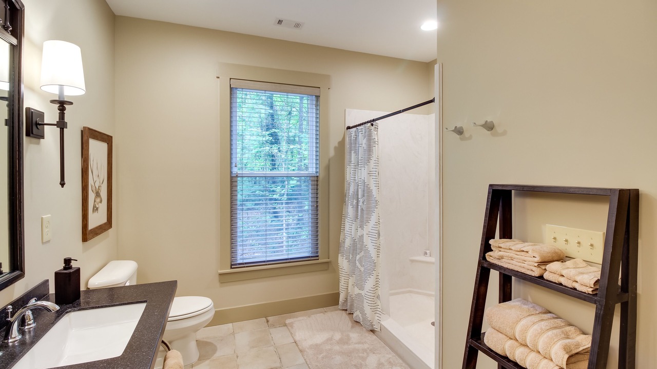 Photo of Bathroom in Midway