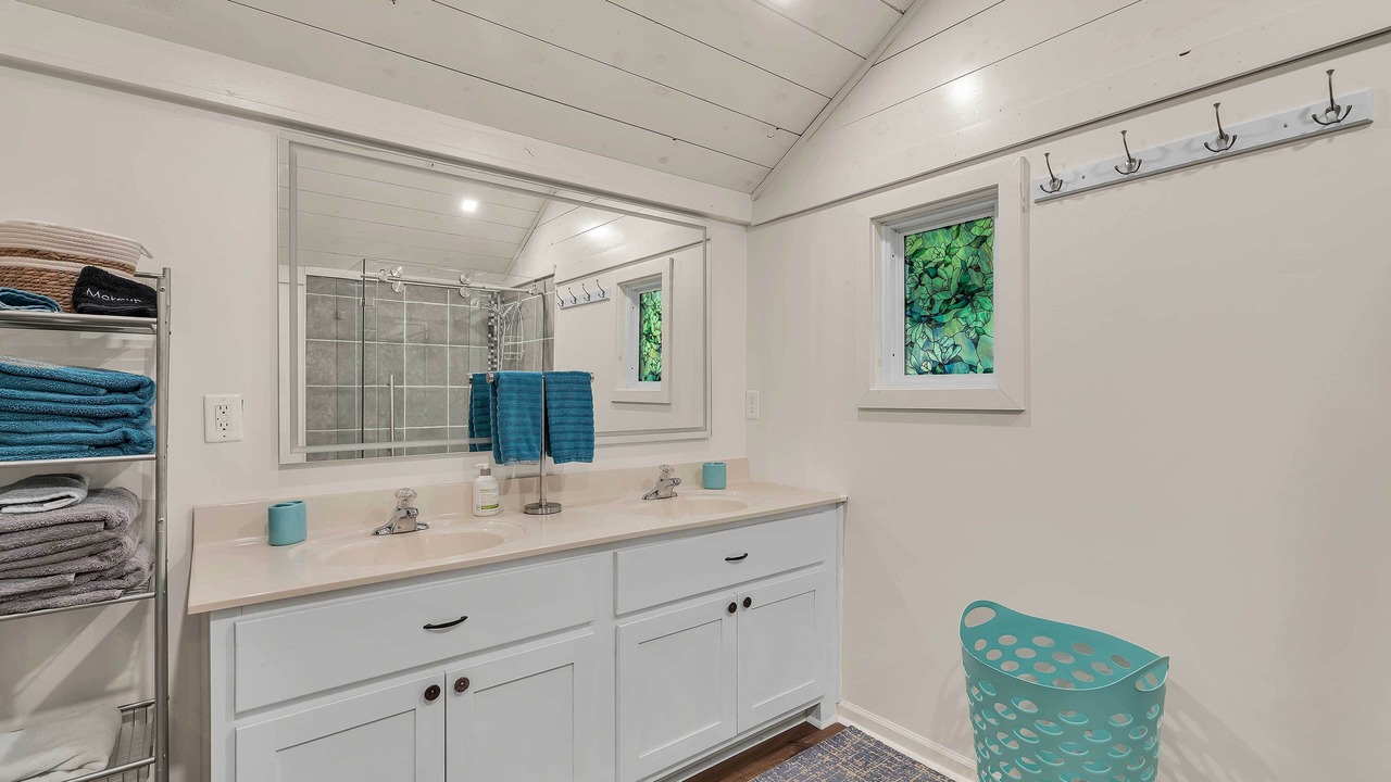 Photo of Bathroom in Pickens