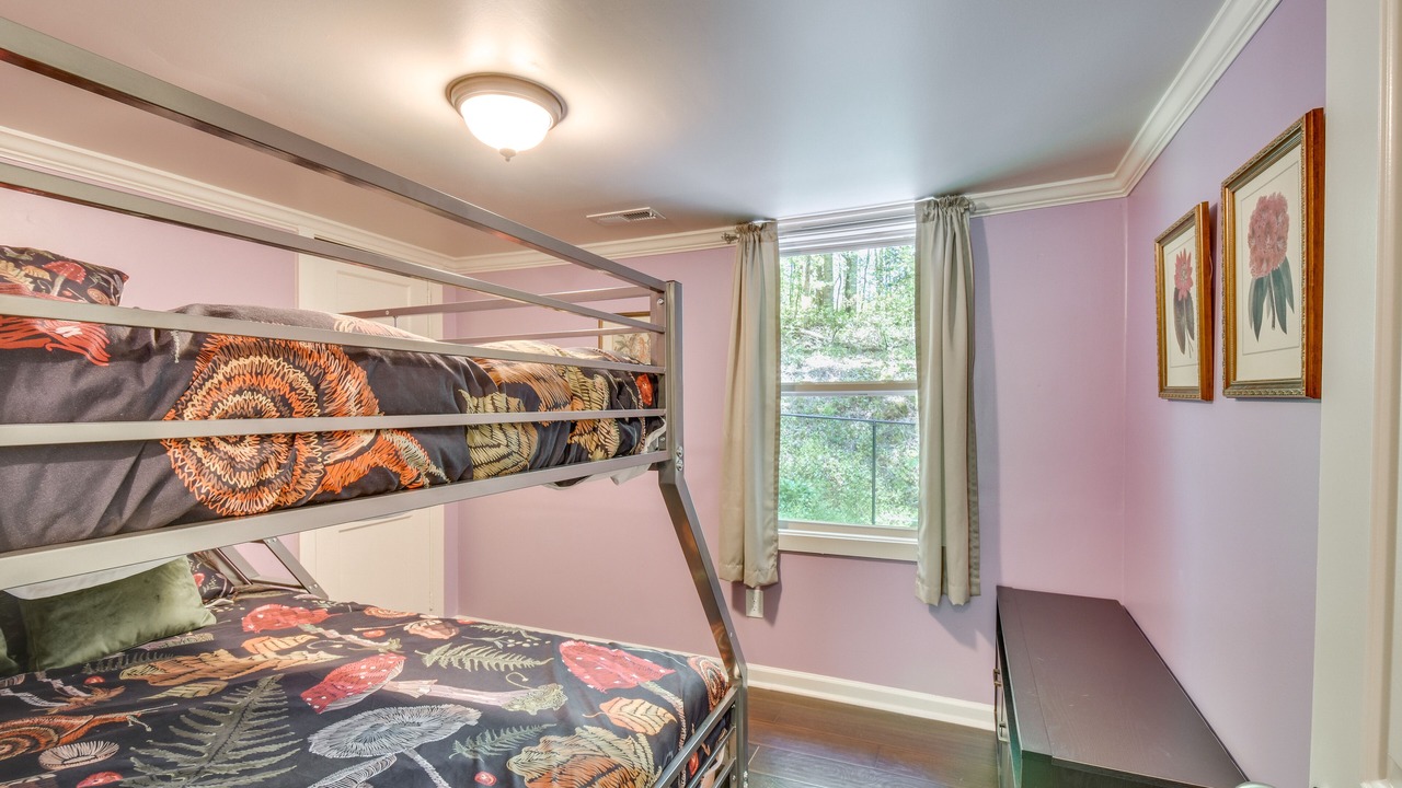 Photo of Bedroom in Pickens