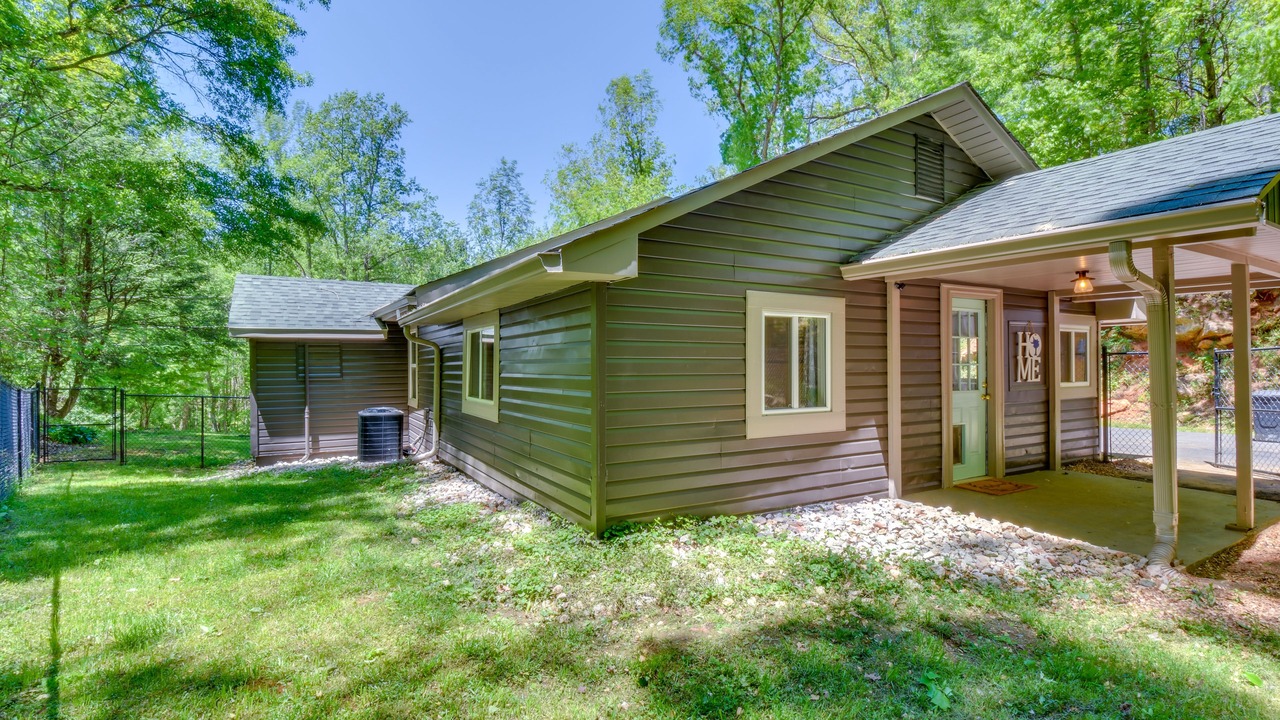 Photo of Outdoor in Pickens