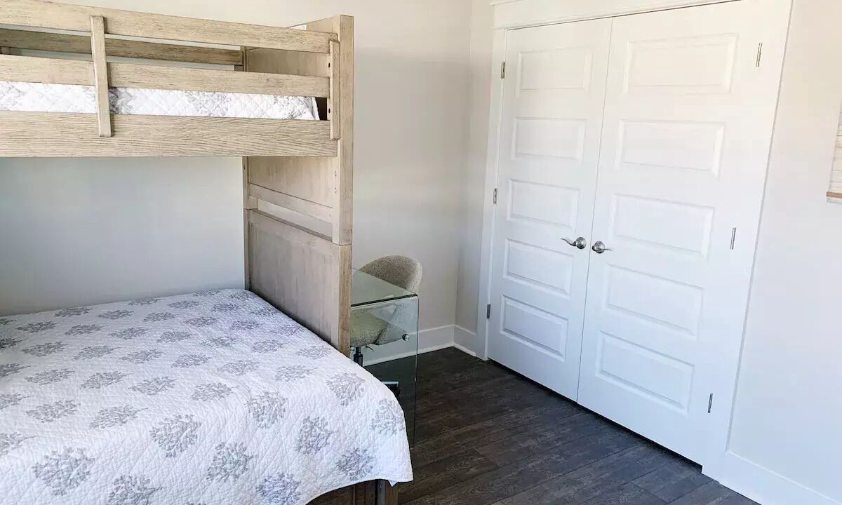 Photo of Bedroom in Palmetto Dunes