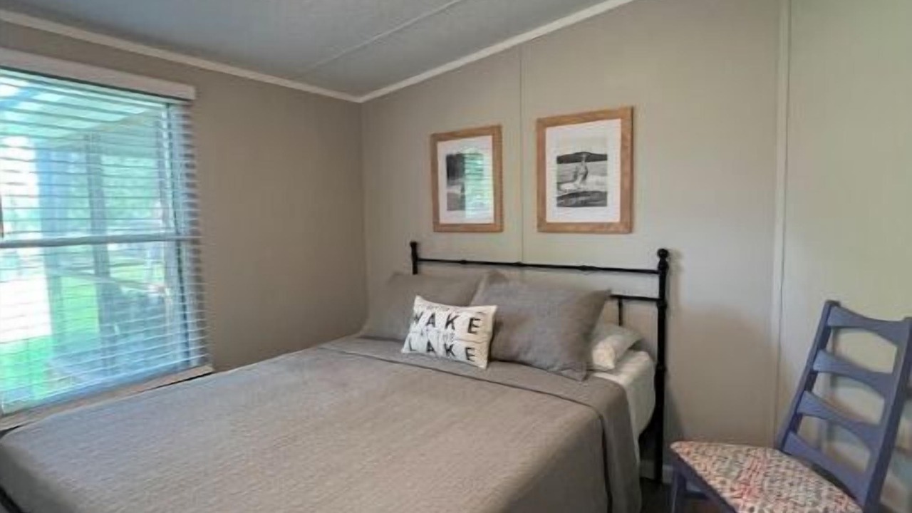 Photo of Bedroom in Russellville