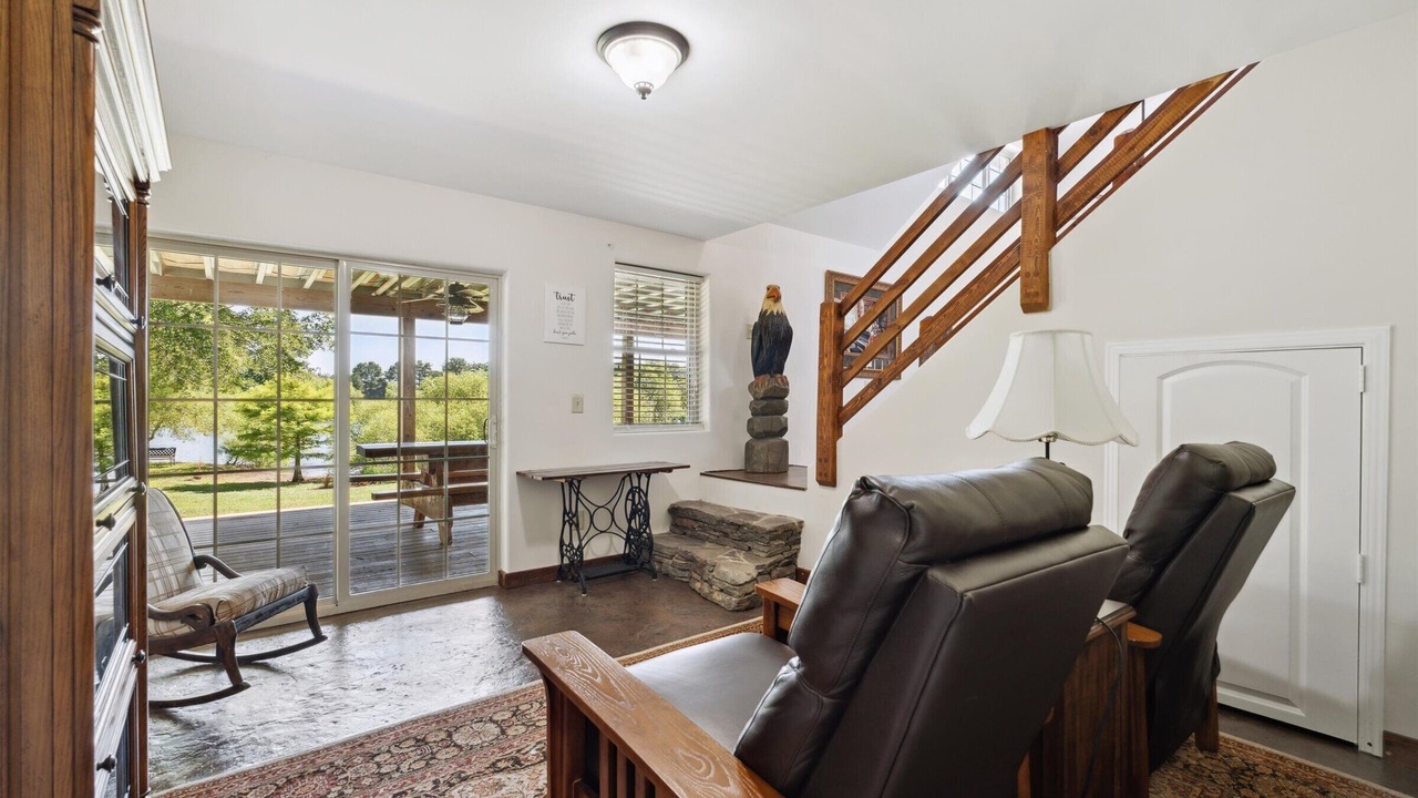 Photo of Livingroom in Union County