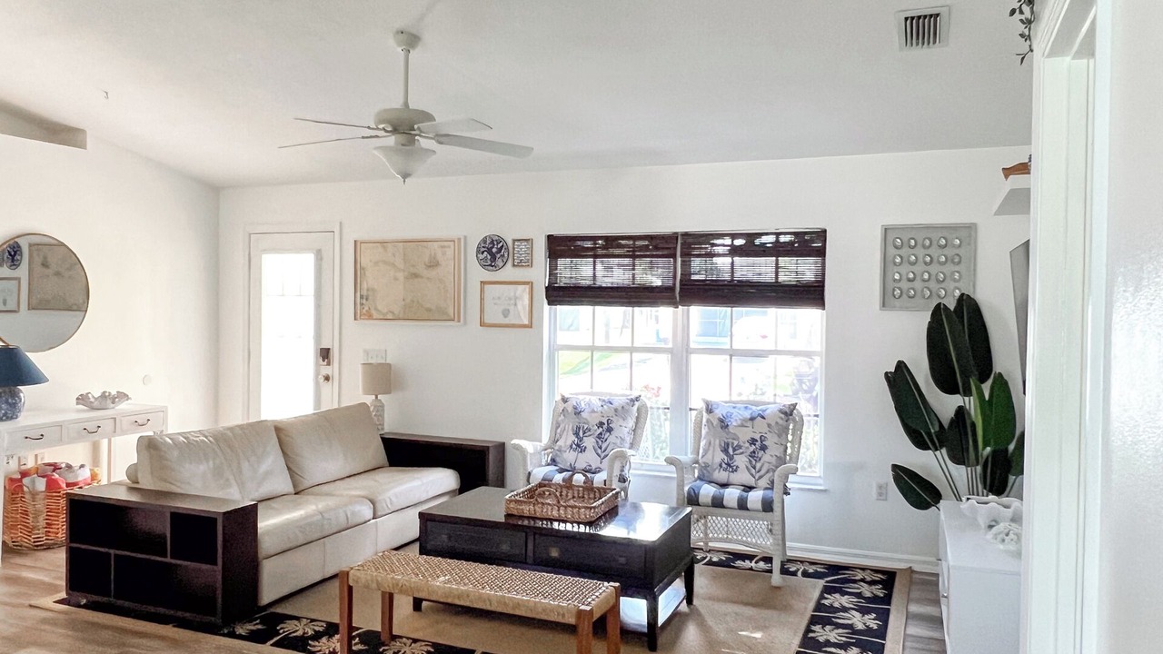 Photo of Livingroom in Sebastian Highlands
