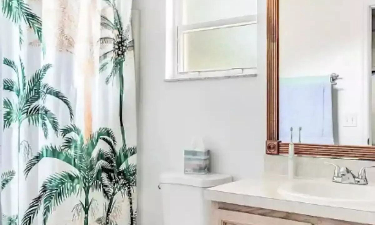 Photo of Bathroom in Sebastian Highlands