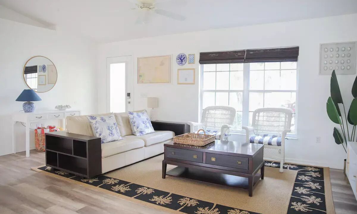 Photo of Livingroom in Sebastian Highlands