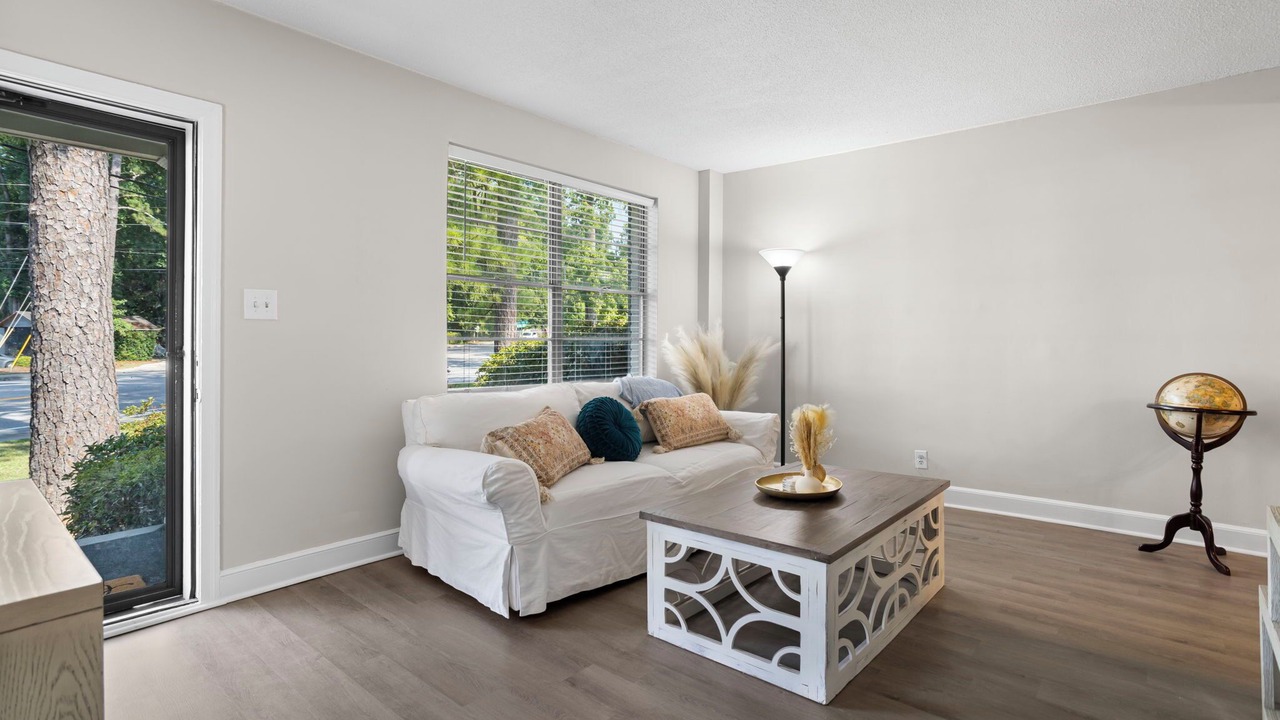 Photo of Livingroom in Forest Acres