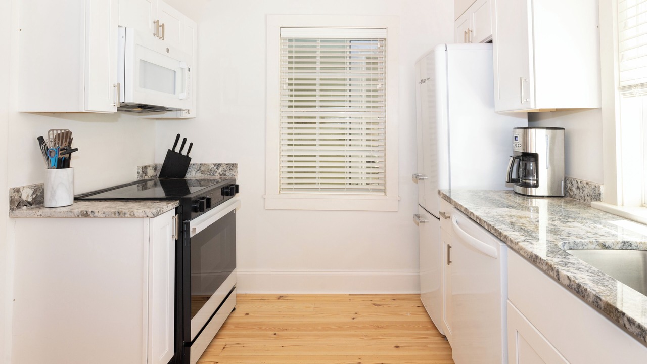 Photo of Kitchen in Midtown