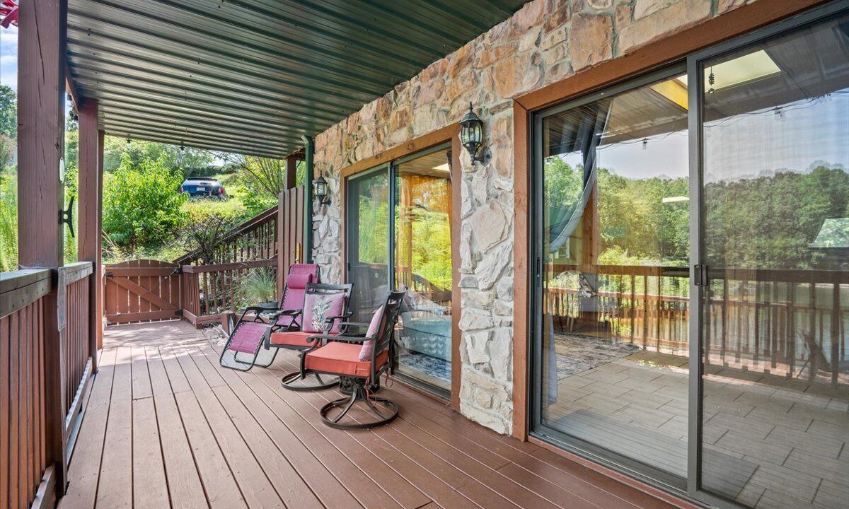 Photo of Patio Balcony in Six Mile