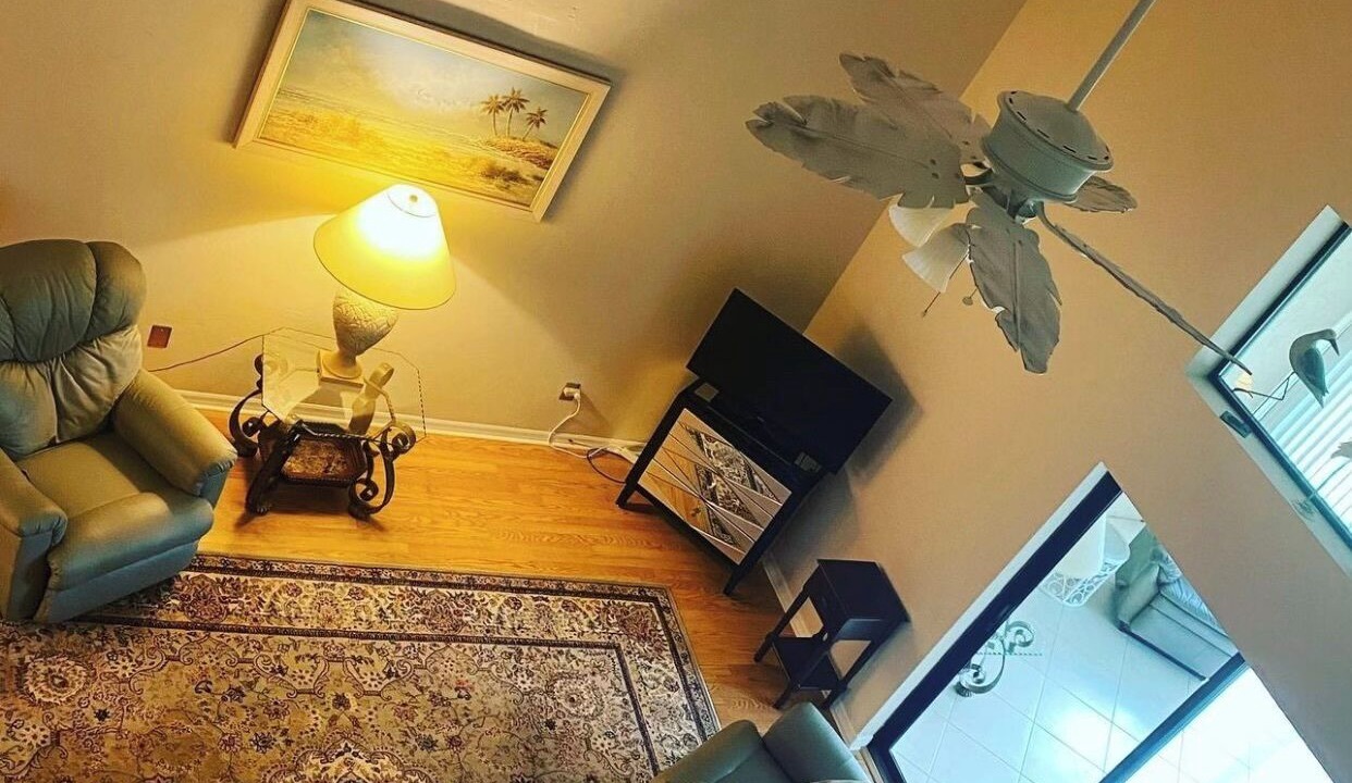 Photo of Livingroom in Lely Golf Estates