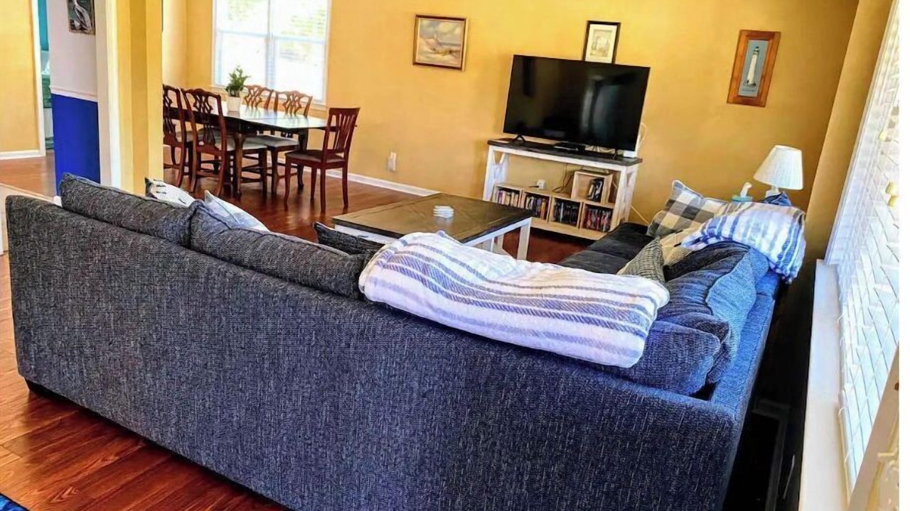 Photo of Livingroom in Thunderbolt