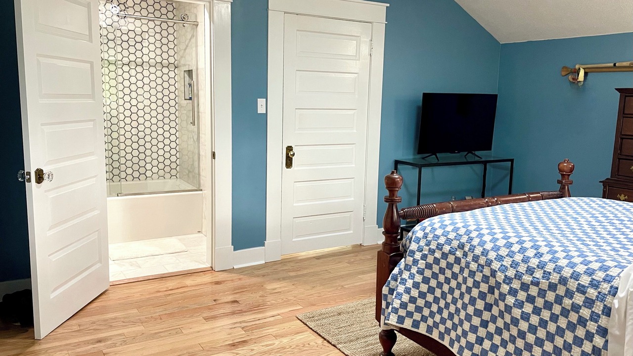 Photo of Bedroom in Summerville
