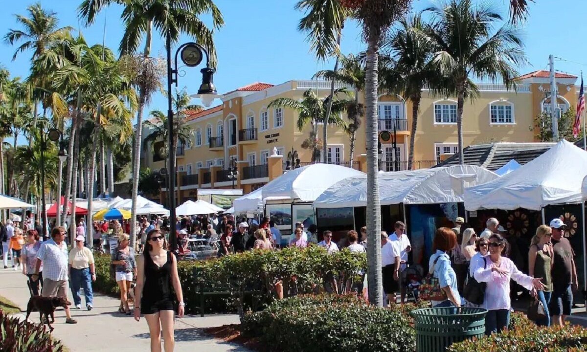 Photo of Others in Naples